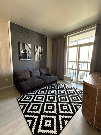 42 м², 2-комнатная квартира 4 900 ₽ в сутки - изображение 1
