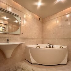 Квартира 130 м², 3-комнатная - изображение 1