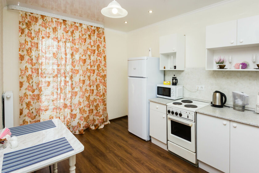 45 м², 1-комнатная квартира 2 000 ₽ в сутки - изображение 66