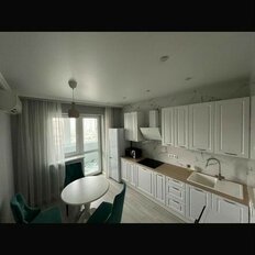 Квартира 43 м², 1-комнатная - изображение 2