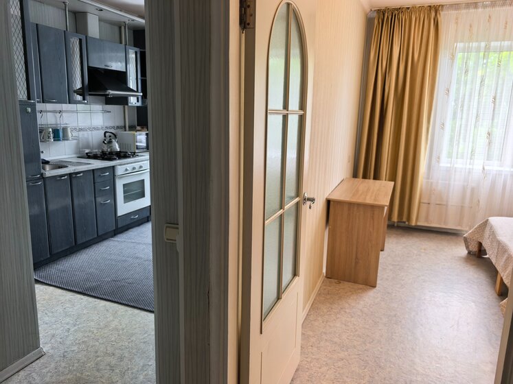 70 м², 2-комнатная квартира 2 500 ₽ в сутки - изображение 58