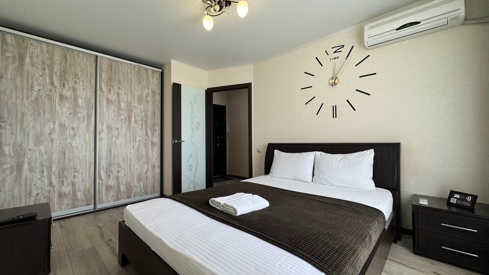 45 м², 1-комнатная квартира 2 300 ₽ в сутки - изображение 58