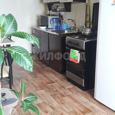 часть дома + 1,7 сотки, участок - изображение 2