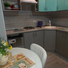 Квартира 42 м², 1-комнатная - изображение 1