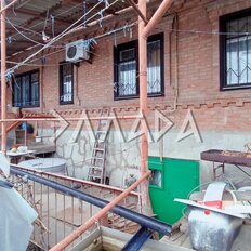 дом + 5,6 сотки, участок - изображение 1