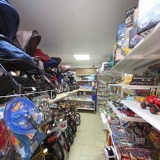 83 м², торговое помещение - изображение 1
