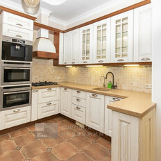 таунхаус + 2,8 сотки, участок - изображение 1