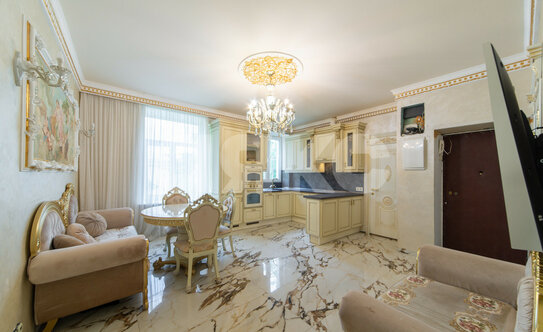 «Сталинка, я выбираю тебя!». Почему люди хотят жить в домах 30–50-х годов постройки