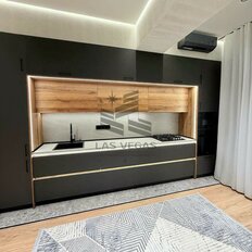 Квартира 98 м², 4-комнатная - изображение 1