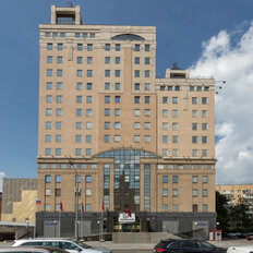 425 м², помещение свободного назначения - изображение 2
