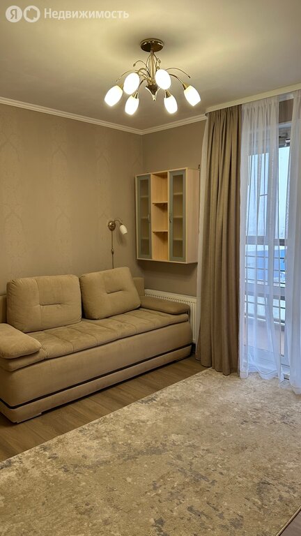 2-комнатная квартира: Тюмень, улица Ю.-Р.Г. Эрвье, 24 (45 м²)