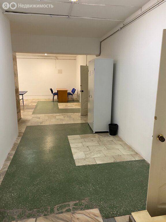 Склад (236 м²)