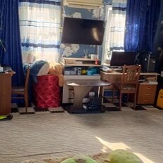 дом + 5,6 сотки, участок - изображение 1