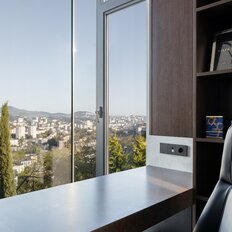 дом + 8 соток, участок - изображение 1