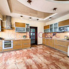 Квартира 228 м², 4-комнатная - изображение 1