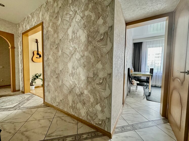 70 м², 2-комнатная квартира 2 500 ₽ в сутки - изображение 29