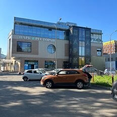 200 м², торговое помещение - изображение 1