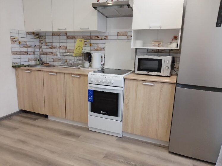 42 м², 1-комнатная квартира 3 300 ₽ в сутки - изображение 35