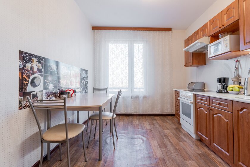 35 м², 1-комнатная квартира 3 600 ₽ в сутки - изображение 70