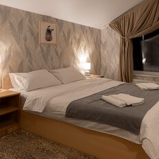 дом + 8 соток, участок - изображение 1