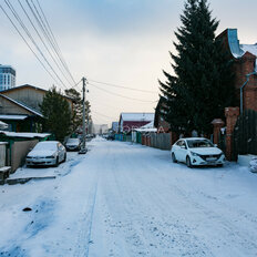 часть дома + 5,3 сотки, участок - изображение 1