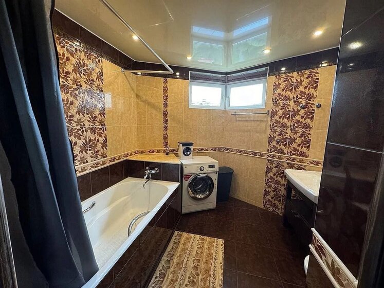 135 м², 3-комнатная квартира 125 000 ₽ в месяц - изображение 50