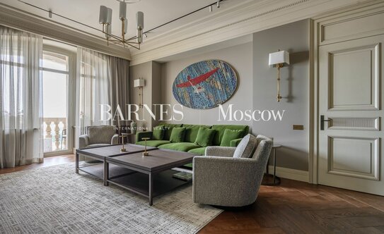 «Сталинка, я выбираю тебя!». Почему люди хотят жить в домах 30–50-х годов постройки