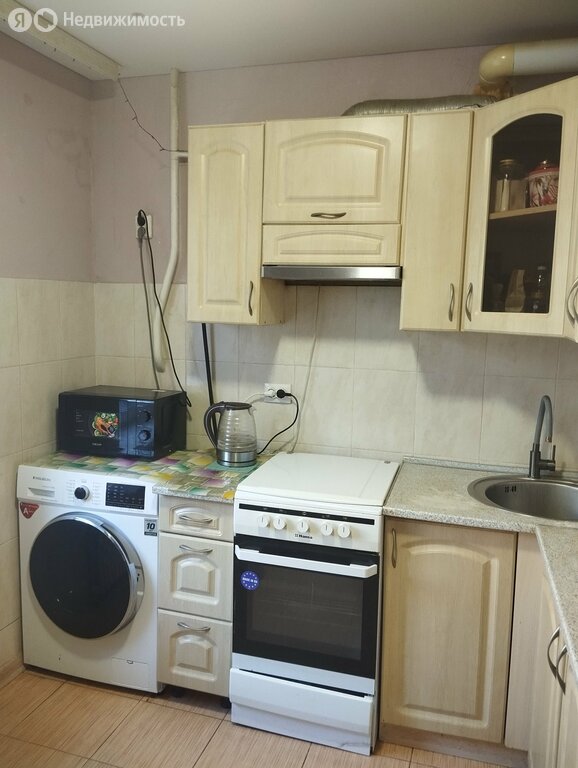 3-комнатная квартира: Калининград, Московский проспект, 84 (60.9 м²)