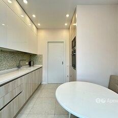 Квартира 82 м², 3-комнатная - изображение 1