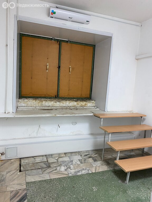 Склад (236 м²)