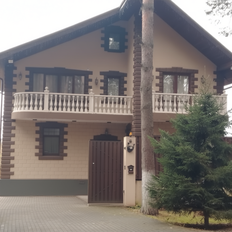 дом + 7,5 сотки, участок - изображение 1