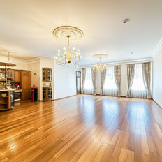 Квартира 140 м², студия - изображение 1