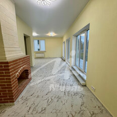 дом + 8,4 га, участок - изображение 1