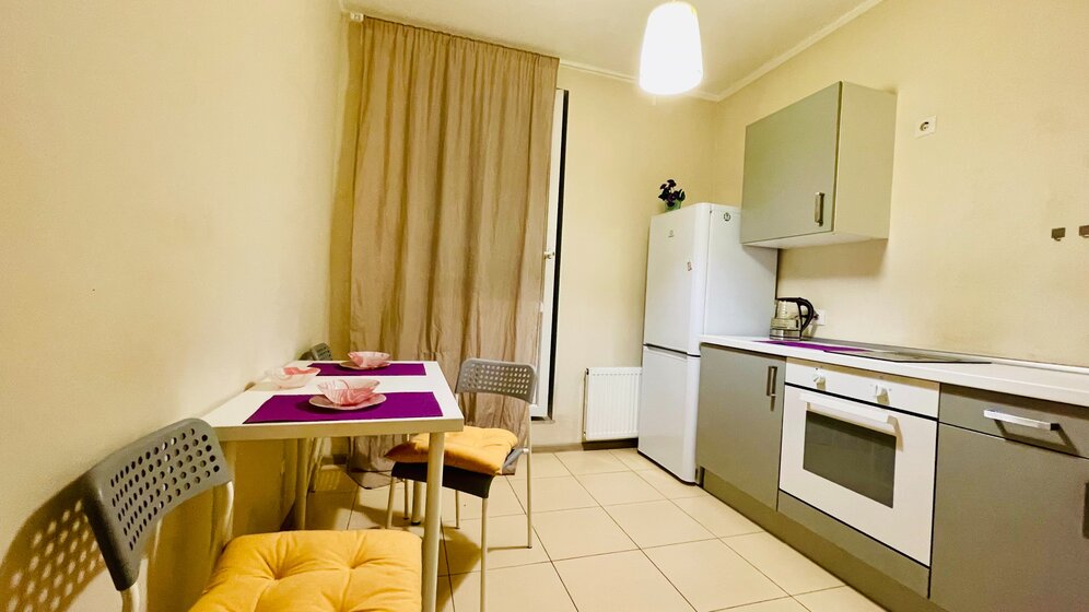 42 м², 1-комнатная квартира 2 500 ₽ в сутки - изображение 72