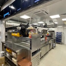 374,8 м², торговое помещение - изображение 1