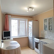 Квартира 77 м², 4-комнатная - изображение 1