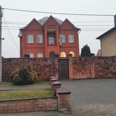 дом + 6,4 сотки, участок - изображение 1