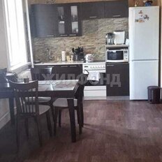 дом + 10 соток, участок - изображение 1
