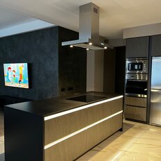 Квартира 218 м², 5-комнатная - изображение 2