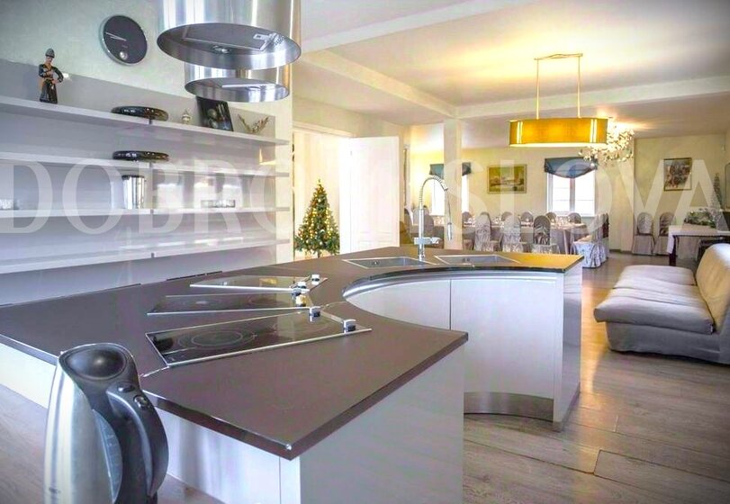 380 м² дом, 9 соток участок 19 000 ₽ в сутки - изображение 58