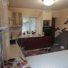 дом + 5,5 сотки, участок - изображение 1