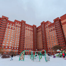Квартира 70 м², 2-комнатная - изображение 1