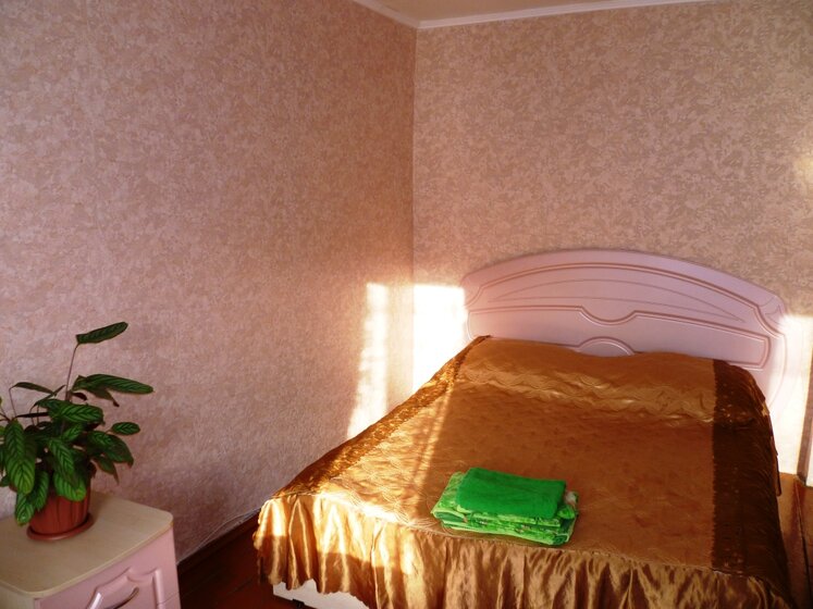 33 м², 1-комнатная квартира 1 700 ₽ в сутки - изображение 1