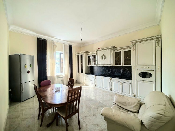 326 м² дом, 20 соток участок 26 000 008 ₽ - изображение 8