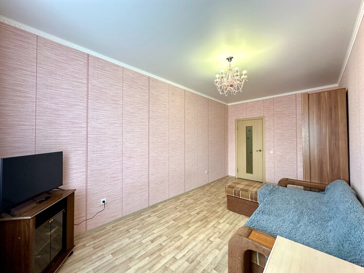 42 м², 1-комнатная квартира 3 300 ₽ в сутки - изображение 46