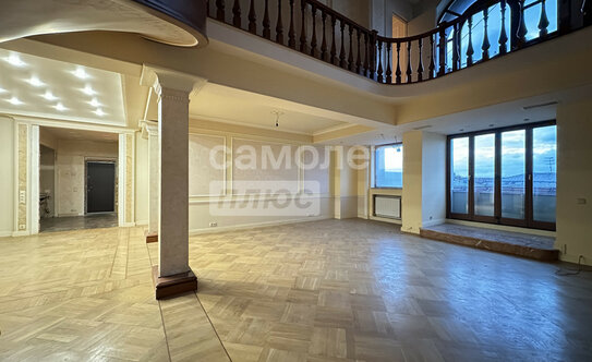 «Сталинка, я выбираю тебя!». Почему люди хотят жить в домах 30–50-х годов постройки