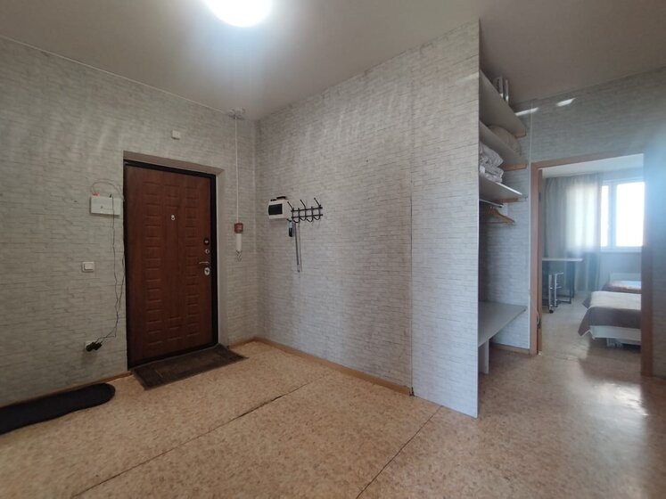 62 м², 2-комнатная квартира 3 300 ₽ в сутки - изображение 1