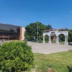 дом + 3,5 сотки, участок - изображение 2