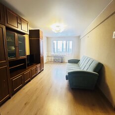 Квартира 44 м², 5-комнатная - изображение 1