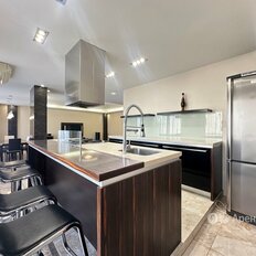 Квартира 172 м², 3-комнатная - изображение 1